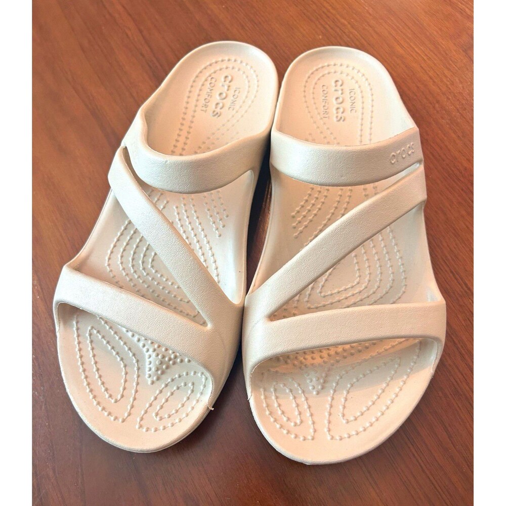 Crocs Women’s Beige Synthetic Strappy Slip-On Comfort Lightweight Sandals US 7